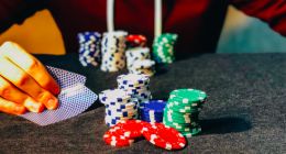 618直播電商開撕，快手“連橫”京東，抖音找誰“合縱”？