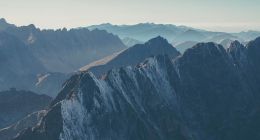 趣店新財報：跨界轉型不容易