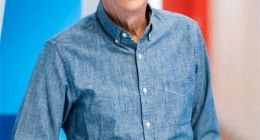 消息稱蘋果董事長已達到建議退休年齡 CEO庫克有望很快接任