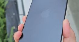 iPhone 17 Air最新機模上手：史上最薄蘋果手機！