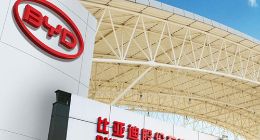 TechWeb微晚報：華為Mate 80系列已在線下門店開啟預訂 黃仁勛李在镕鄭義宣小聚吃炸雞