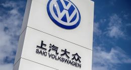 高速失速成頑疾？上汽大眾多款車型陷維權(quán)泥潭難自拔