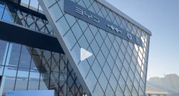 專業賽車場實測騰勢易三方 操控超穩、關鍵時刻還能保命